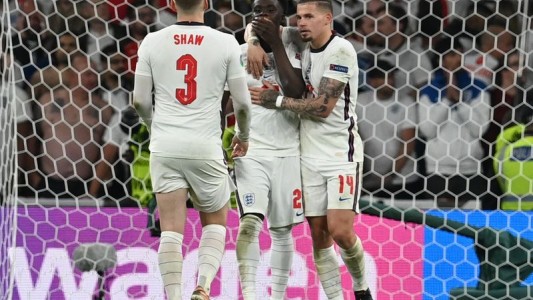 Escándalo en Reino Unido por insultos racistas a jugadores de Inglaterra tras derrota en Eurocopa