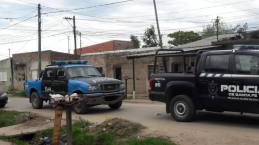 Balearon en la cabeza a una mujer delante de sus tres hijos en Santa Fe