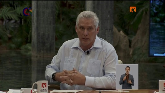 Gobierno cubano ofrece primeras concesiones a los manifestantes