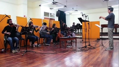 Tres estudiantes recibieron una oportunidad única y buscan cómo costearla