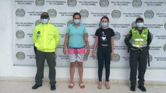 Una mujer vendió la virginidad de su hermana menor a cambio de un celular