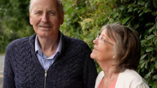 El hombre que tuvo coronavirus durante 10 meses: dio positivo 43 veces