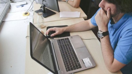 Miles de páginas web se cayeron en todo el mundo por una falla de Akamai