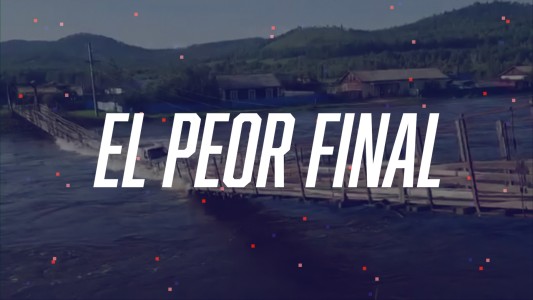 Cruzó un puente y se lo llevó la corriente