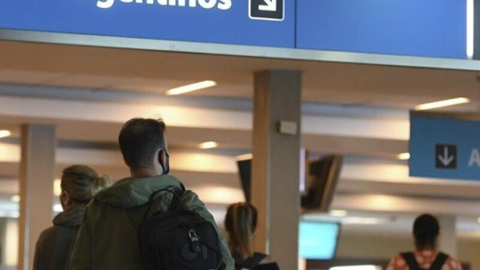 Médicos bonaerenses consideran de "vital importancia restringir viajes" por la variante Delta