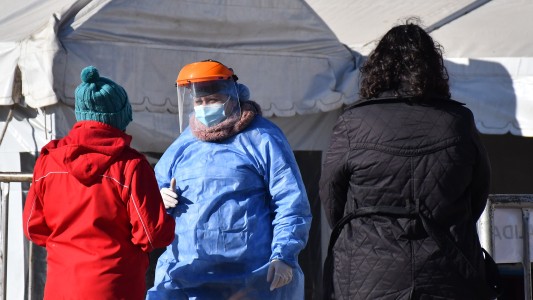 Hay casi mil personas aisladas en Córdoba tras el positivo de un hombre con la variante Delta