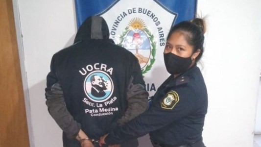 La Plata: un joven de 24 años secuestró, acuchilló y violó a su ex pareja