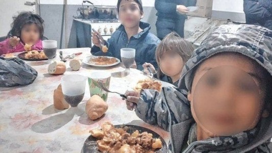 Hallaron a 4 hermanitos abandonados en una casa de Lima