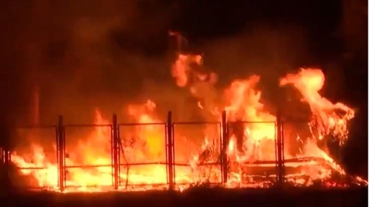 Los incendios forestales alcanzaron una central térmica