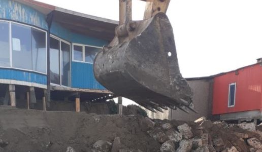 Realizan tareas de contención ante la erosión de la costa en el partido de Mar Chiquita