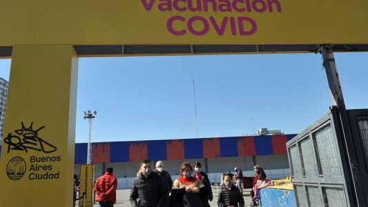 El 80% de los porteños acepta la combinación de vacunas