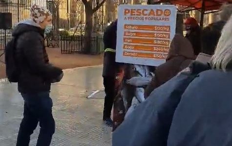 Arrancó el "pescadazo" frente al Congreso