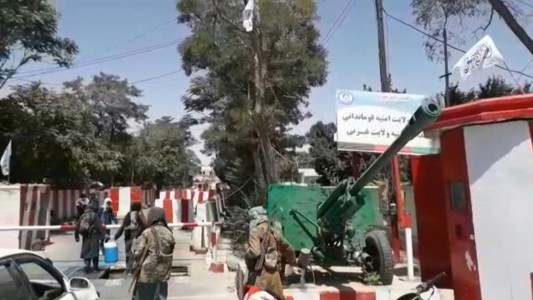 Los talibanes se acercan a la capital de Afganistán