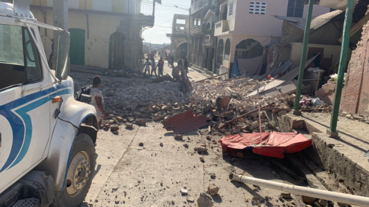 Un sismo de magnitud 7,2 sacudió Haití: hay alerta de tsunami