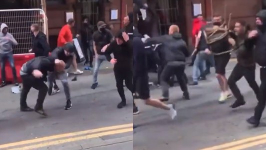 Violenta pelea de los "Hooligans" en la previa del Manchester United vs. Leeds