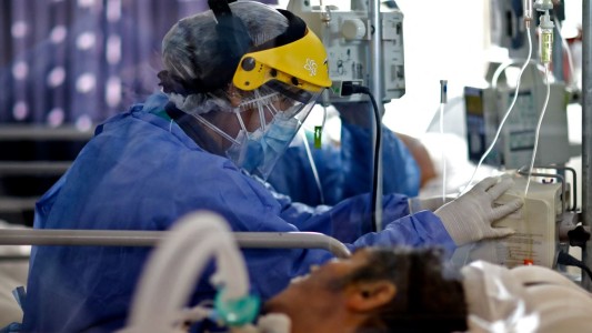 La ocupación de unidades de terapia intensiva descendió al 21% en la Ciudad