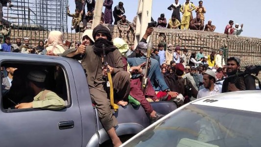 Afganistán: los talibanes tomaron Kabul y el presidente Ghani abandonó el país