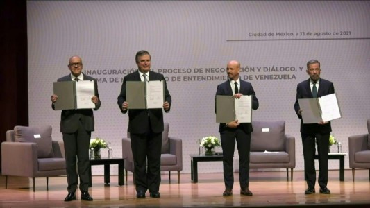 Gobierno y oposición inician nuevo diálogo para resolver crisis de Venezuela