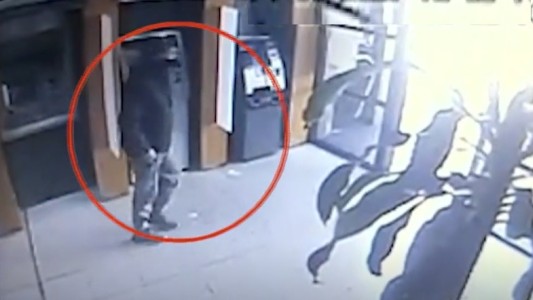 Cayó por robo en cajeros: con 15 causas por estafas, lo habían liberado durante la pandemia como grupo de riesgo