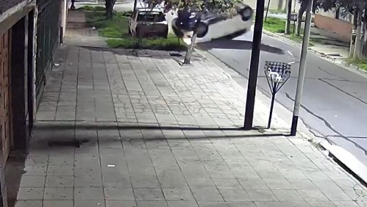 Video: persecución, vuelco y tiroteo en Avellaneda