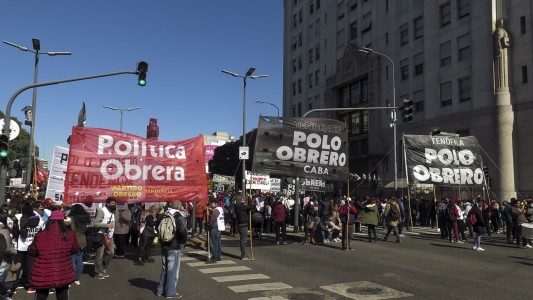 Fiscal denunció a dirigentes piqueteros por facilitar planes sociales para ir a marchas