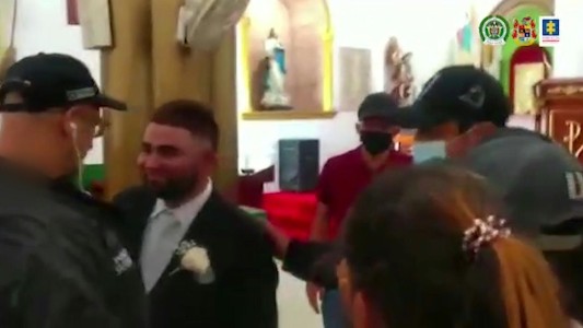 Arrestan a un narcotraficante durante su propia boda