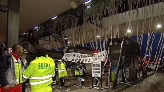 Demoras en el tránsito por protesta salarial en la autopista Buenos Aires-La Plata