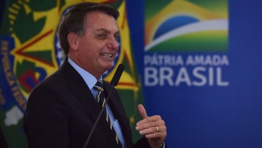 Bolsonaro dice que Brasil está al borde del colapso energético y anuncia aumento de tarifas