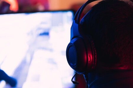 China limita a tres horas semanales los videojuegos onlne para menores