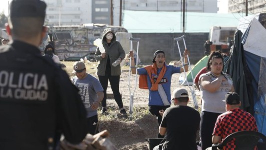 Tensión en Barracas por la toma de un terreno junto a la Villa 21-24