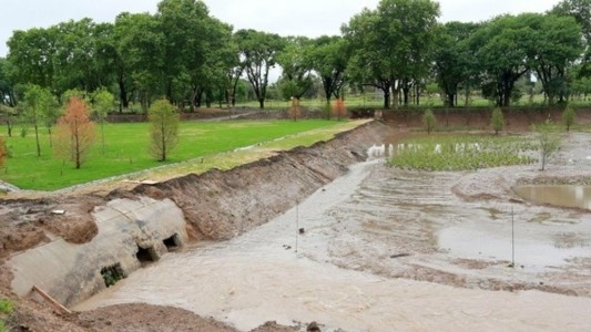 Parque Saavedra: Polémica por proyecto para abrir a cielo abierto un tramo del Arroyo Medrano