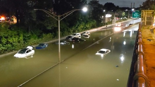 Al menos ocho muertos tras las inundaciones en Nueva York