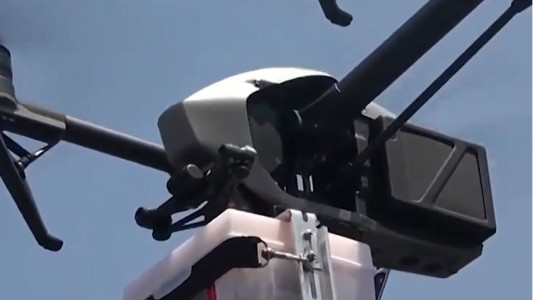 Usan drones para entregar alimentos y medicamentos a pacientes con covid