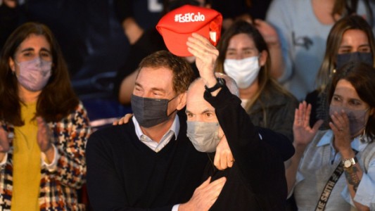 "Hay que terminar con el relato". Santilli cerró su campaña junto a Rodríguez Larreta