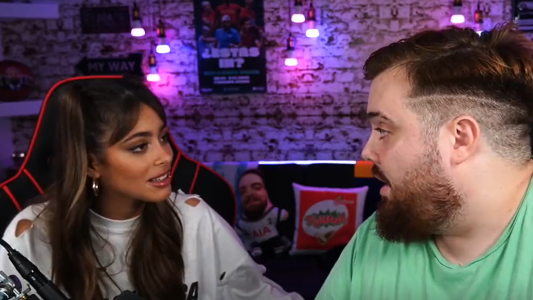 La divertida broma de Ibai a Tini Stoessel durante un stream