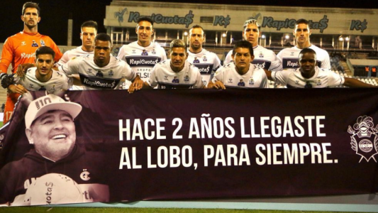 El emotivo recuerdo del plantel de Gimnasia de La Plata para Maradona