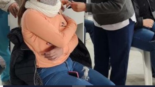 Tucumán: en octubre comenzarán a vacunar a menores de 12 a 17 años sin factores de riesgo