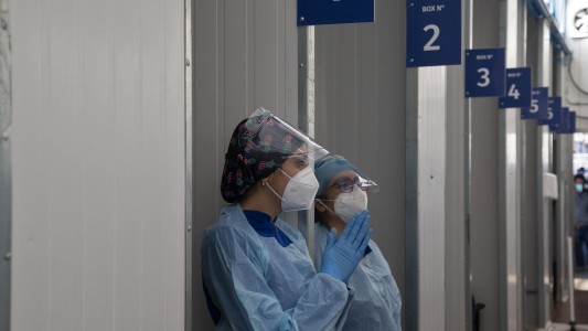 Chile reduce la cuarentena de personas con coronavirus que estén vacunadas con las dos dosis