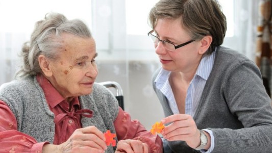 Día Mundial del Alzheimer: Cómo abordar la enfermedad en contexto de pandemia