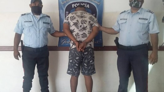 Se filmaba golpeando a su hijo de 3 años para mandarle los videos a la mamá del nene