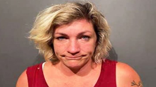 Una mujer arrastró a su hija de 8 años con el auto: la nena intentaba evitar que maneje borracha