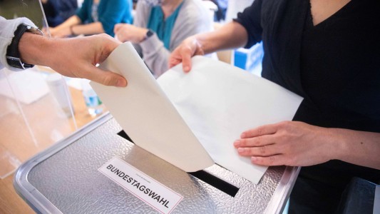 Alemania vota para definir quién será el sucesor de Angela Merkel