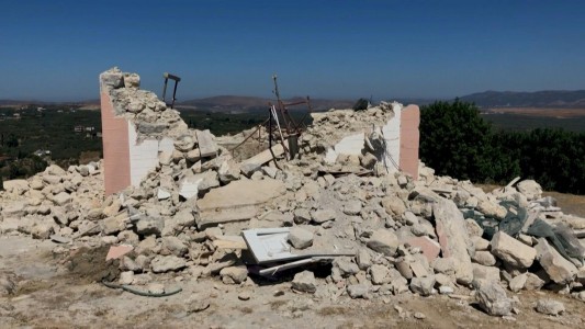 Un muerto y varios heridos por fuerte sismo en la isla griega de Creta