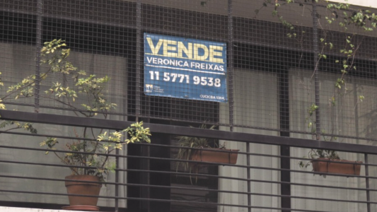 Los precios de venta en dólares de los departamentos del AMBA cayeron hasta un 8% en un año