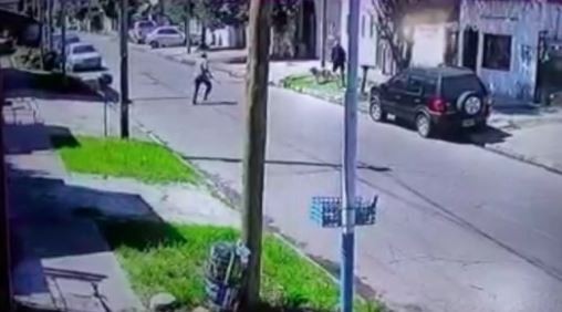 Corrió a su vecino con un machete porque no quería bajar la música