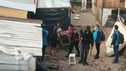 Tensión por el desalojo de Villa Container en el Barrio 31