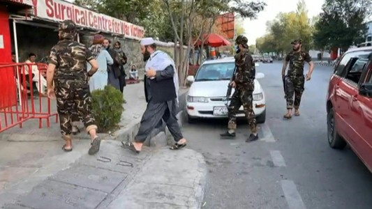 Al menos cinco muertos en una explosión cerca de una mezquita en Kabul