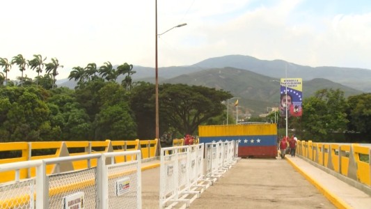 Venezuela reabre la frontera con Colombia que fue cerrada en 2019