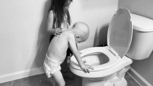 La foto conmovedora sobre un nene con cáncer y su recuperación milagrosa