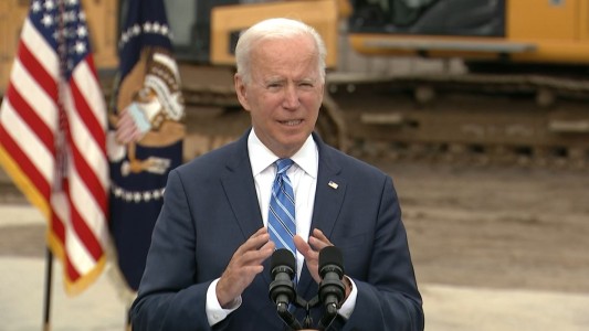 Biden asegura que bloquear sus reformas es ser cómplice del declive de EE UU